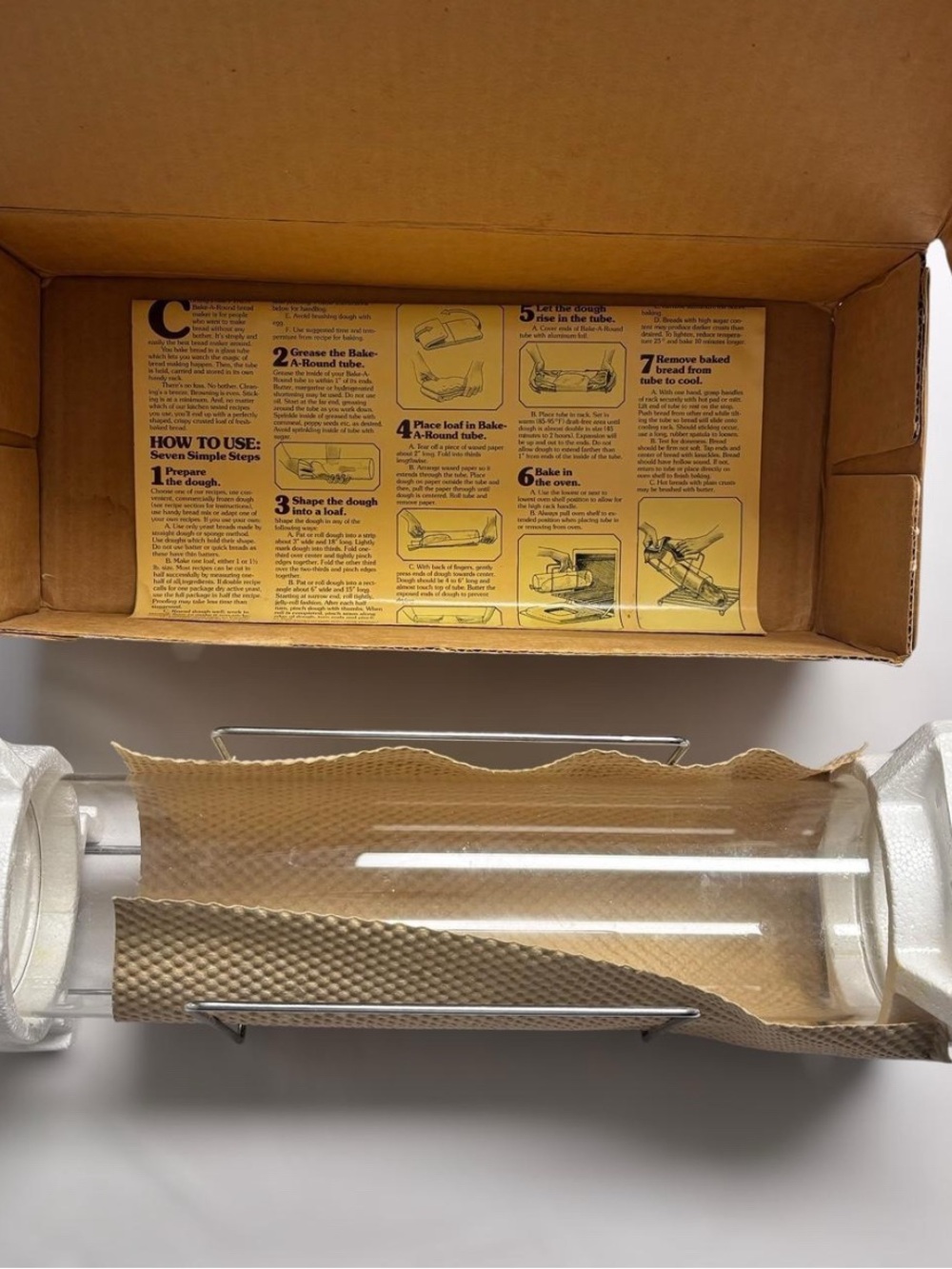 Pyrex Bake-a-Round Baking Tube & Rack - Picture 2 of 8